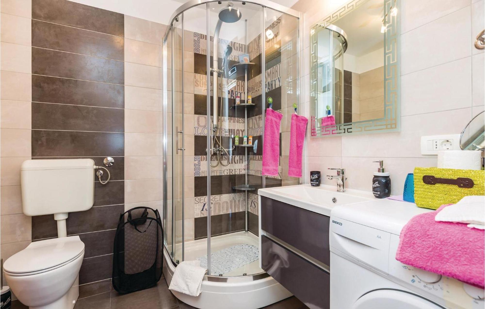 Gorgeous Apartment In Rijeka With Wifi Exterior foto